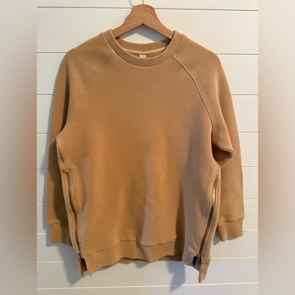 Varley Beige Ribbed Manning Sweatshirt with Gold Zipper Size Small